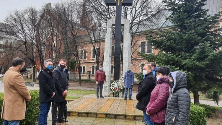 ГЕРБ – Варна, отдаде почит на жертвите на комунистическия режим