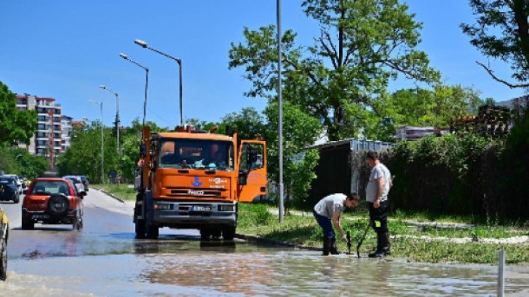 2 варненски болници преминават на аварийно захранване с вода