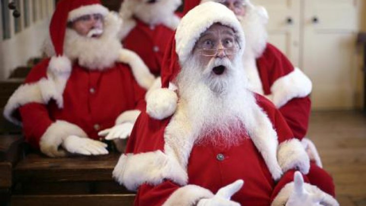 Дядо Мраз с тежка, но отговорна задача