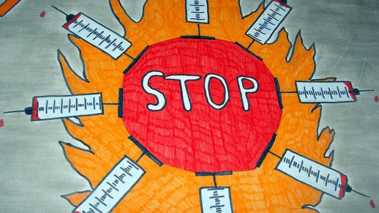 Броят наркоманите в селските училища