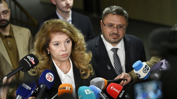 Йотова за балотажа: Посланията ни за подкрепа са към всички българи
