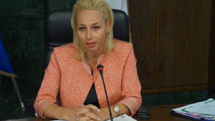Борисов иска отстраняване на Офелия Кънева