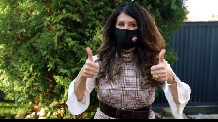 Херо Мустафа агитира във ВИДЕО да носим маски