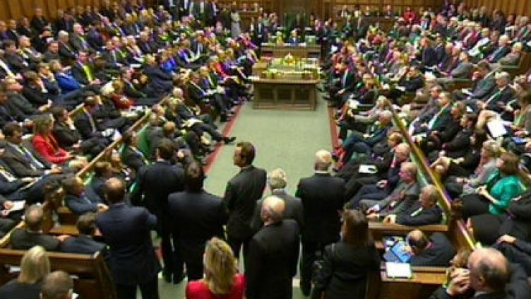 Британският парламент разреши удари срещу „Ислямска държава”