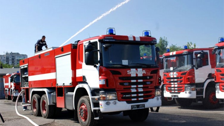 Взриви се двигателят на микробус в Благоевград