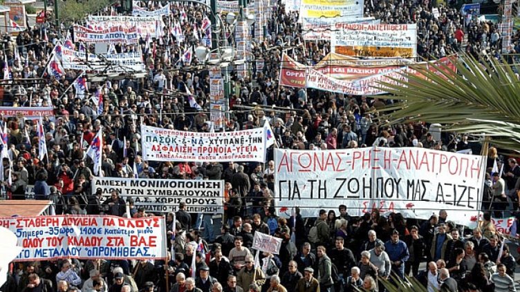 Гръцката драма няма да приключи с референдума в неделя