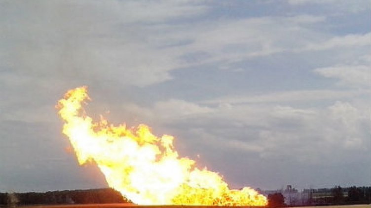 Гръмна газопровод в Луганска област