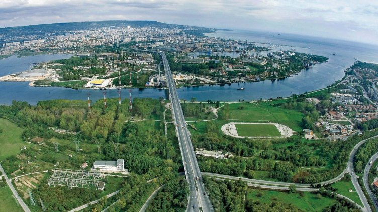 Проектират пешеходна и велоалея по Аспаруховия мост