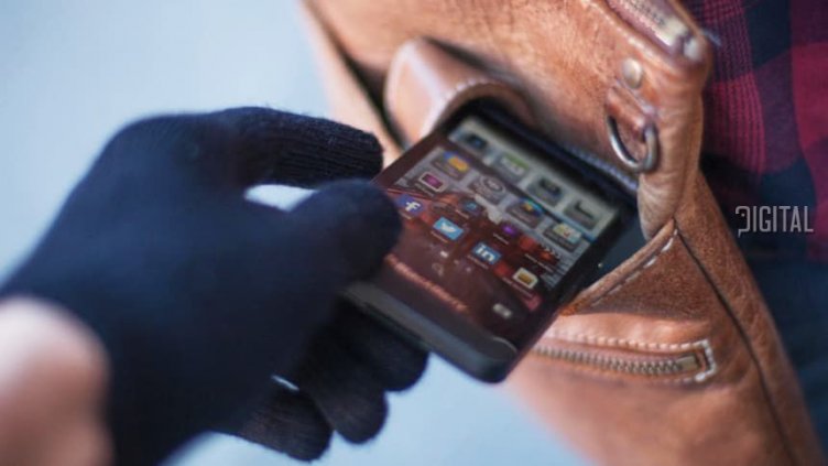 48-годишен задигна 7 смартфона от заведение на морската гара във Варна