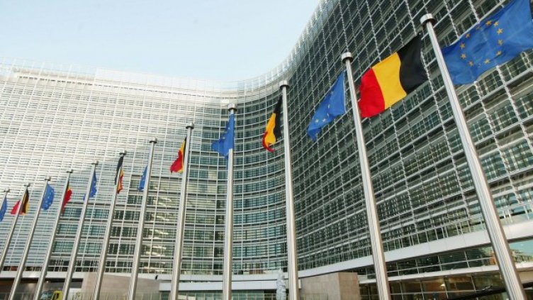Еврокомисията ще пита европейците как да се промени веригата на доставки на храни