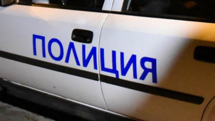 Белезници за горнооряховка, заплашила да убие мъжа си с нож