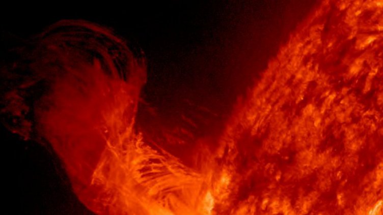 Магнитни бури ни удрят на Йордановден и Ивановден