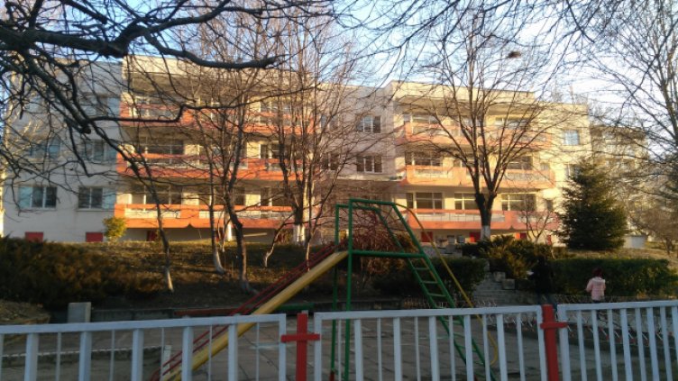 Стафилококова инфекция от персонала е разболялa децата от ЦДГ „Звънче“