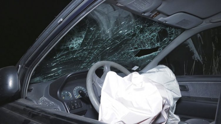 Двама загинаха при челен сблъсък на пътя за прохода „Маказа“