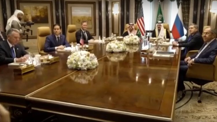 Започна срещата между висши представители на САЩ и Русия в Рияд