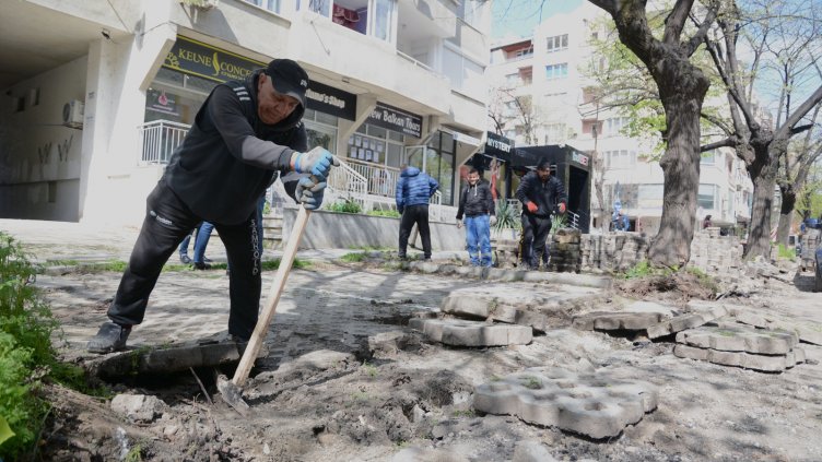 Започна ремонт и на ул. "Васил Друмев" във Варна