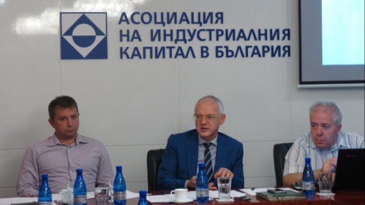 АИКБ: В Германия използват 17% чужда работна ръка, докато у нас тя няма и 1%