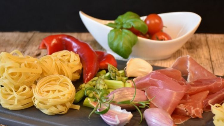 Вие сте на 20, 30, 40, 50 г. Какво трябва да ядете според възрастта си?