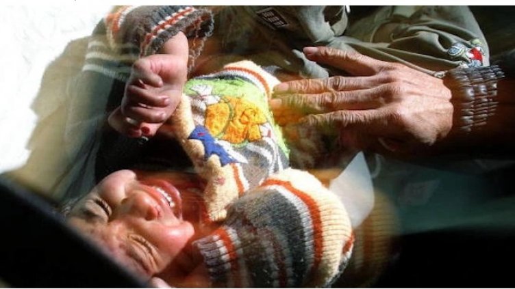 Спипаха 62-годишен изверг, блудствал с 12-годишно в българско училище