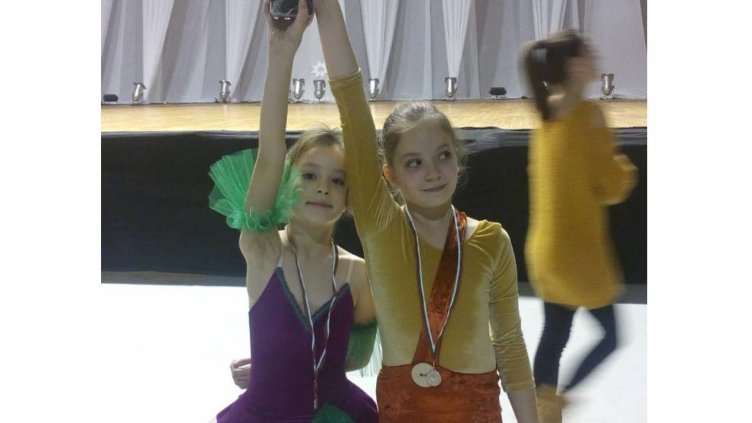 Мерая и Елиса Дончеви: Не си представяме живота без балет!