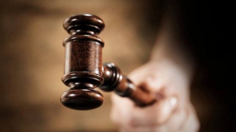 Обвиниха съдия от Окръжния съд във Варна в престъпление против правосъдието