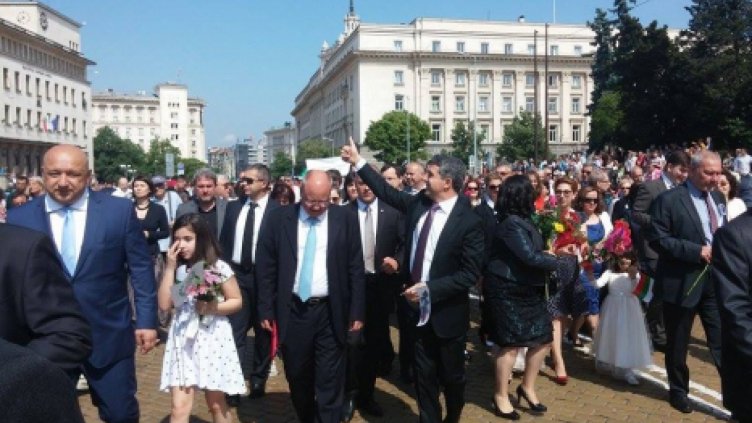 И ние сме дали нещо на света, обяви Плевнелиев по случай 24 май