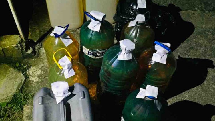 Арестуваха служители на БДЖ, източили тонове гориво от влакове