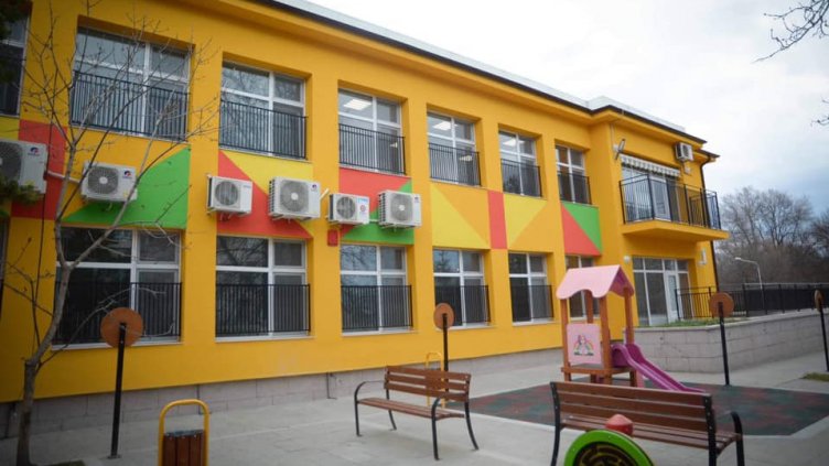 Обявяват 520 места за прием в детските ясли във Варна