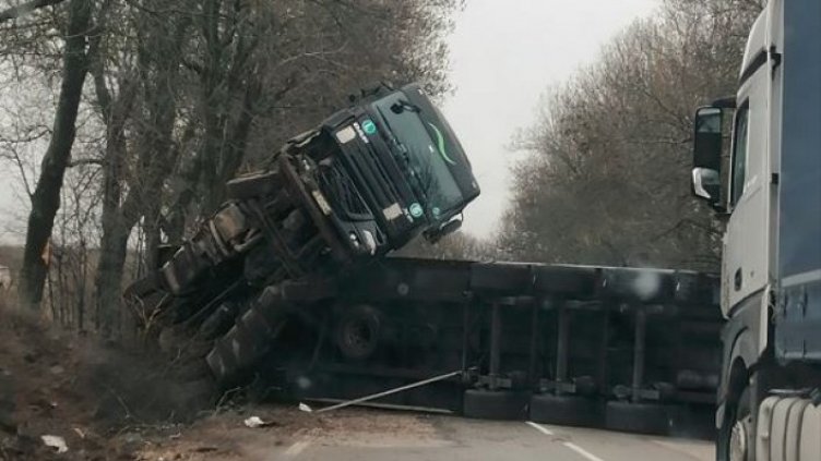 Автокаскада затвори  Е-79