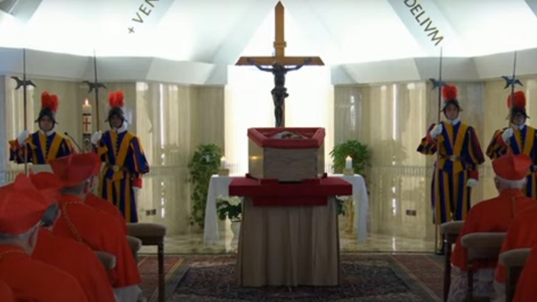 Светът се сбогува с папа Франциск (ВИДЕО)