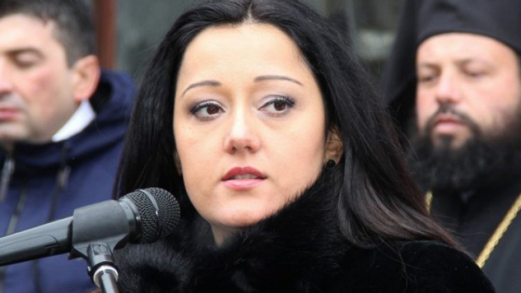 Лиляна Павлова на косъм от инцидент