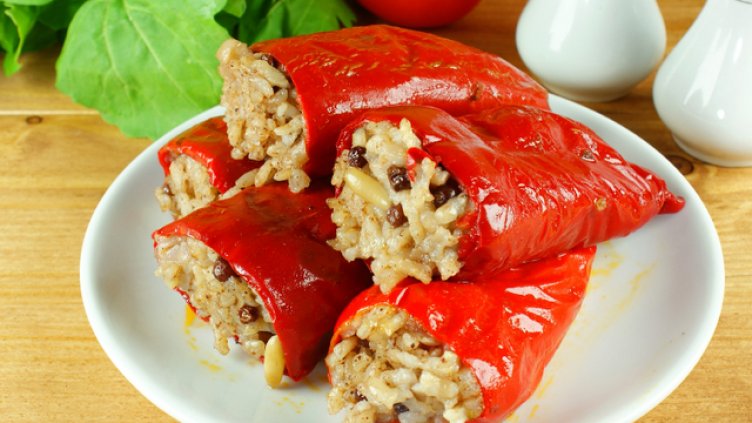 Пълнени чушки с кайма и гъби