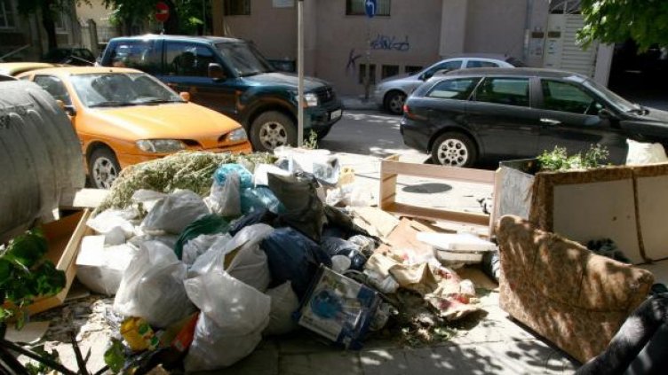 Община Варна ще иска от фирмата за смет отделни камиони за боклук за курортите