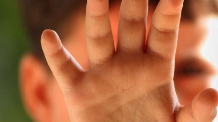 Блудство в пловдивско село: 15-годишен насилил 12-годишно момче