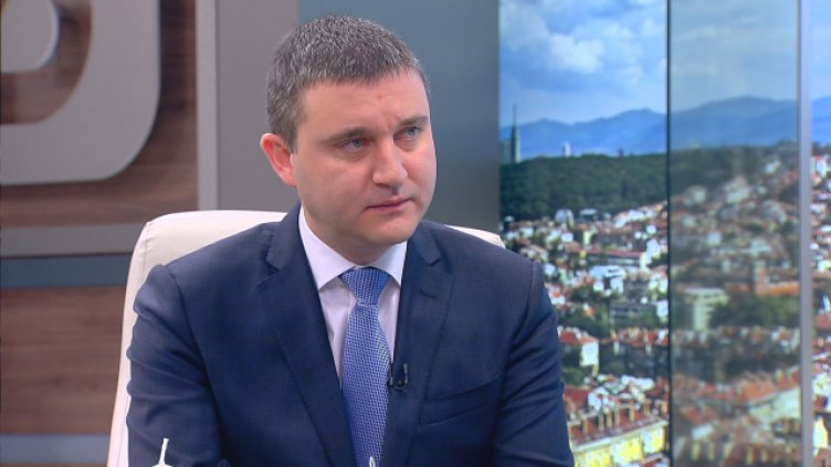 Горанов: България може да замени лева с еврото през 2023 година