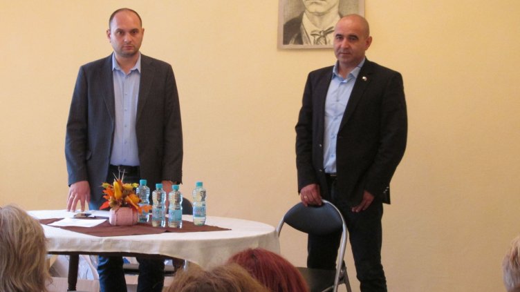 ПАВЕЛ ХРИСТОВ (вляво)