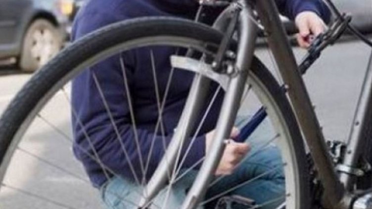 Спипаха поредния крадец на колела във Варна