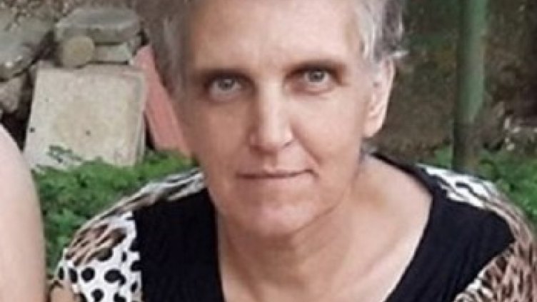 Жена избяга от дом за хора с психически заболявания, агресивна е