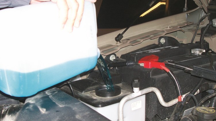 Подгответе автомобила за студеното време