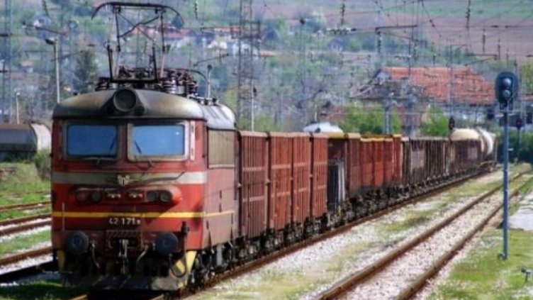 Товарен влак ще пътува между Китай и Бургас