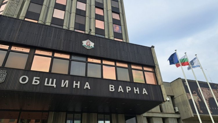 Съветниците от ИТН скочиха срещу директорa на културата в Община Варна