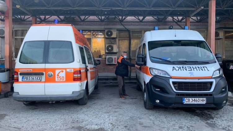 Бетонен пръстен счупи крака на работник