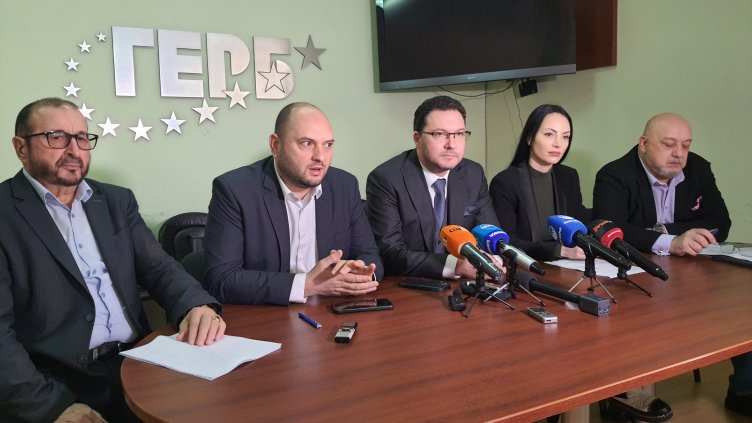 Даниел Митов от Варна: Радев смята още да управлява с този ход за третия мандат