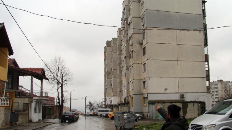 Трагедия в Стара Загора: Майка и дъщеря скочиха от седмия етаж от немотия