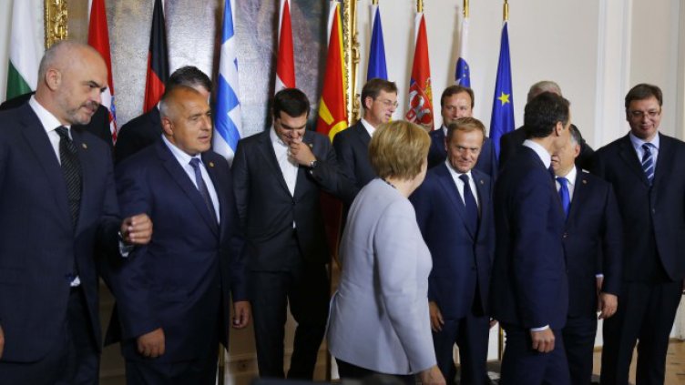 Премиерът: Трябва да затворим границите на ЕС!