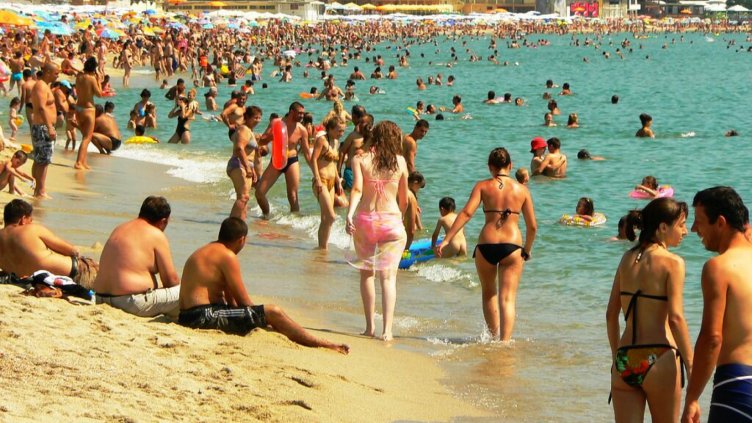 КЗП:По Черноморието туристите се оплакват и за услуги, предоставяни на плажа