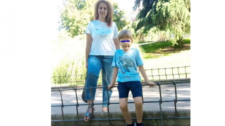 Търсят се Елизабет Трифонова и детето ѝ