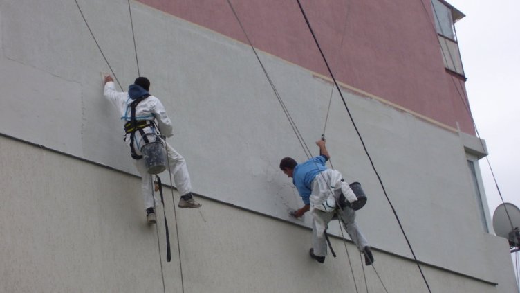 Всеки саниран блок с досие  