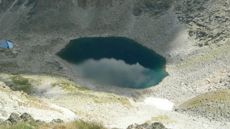 Спасителна акция на Леденото езеро в Боровец