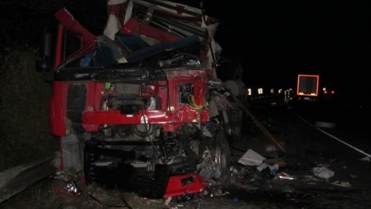 Жена загина на място при тежка катастрофа на пътя за Бяла